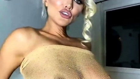 Lindsey Pelas Titty Livestream Video Leaked