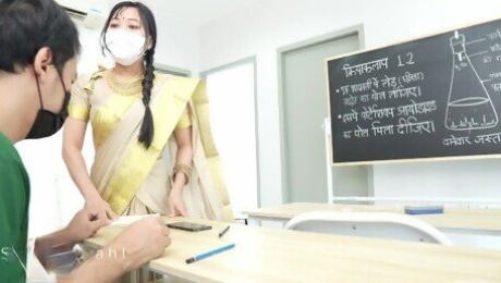 Desi Teacher was teaching her Virgin student to Hardcore Fuck in Class room ( Hindi Drama )