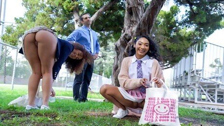 Schoolgirls Sarah Lace and Willow Ryder Suck Teachers Cock Like a Vacuum Cleaner